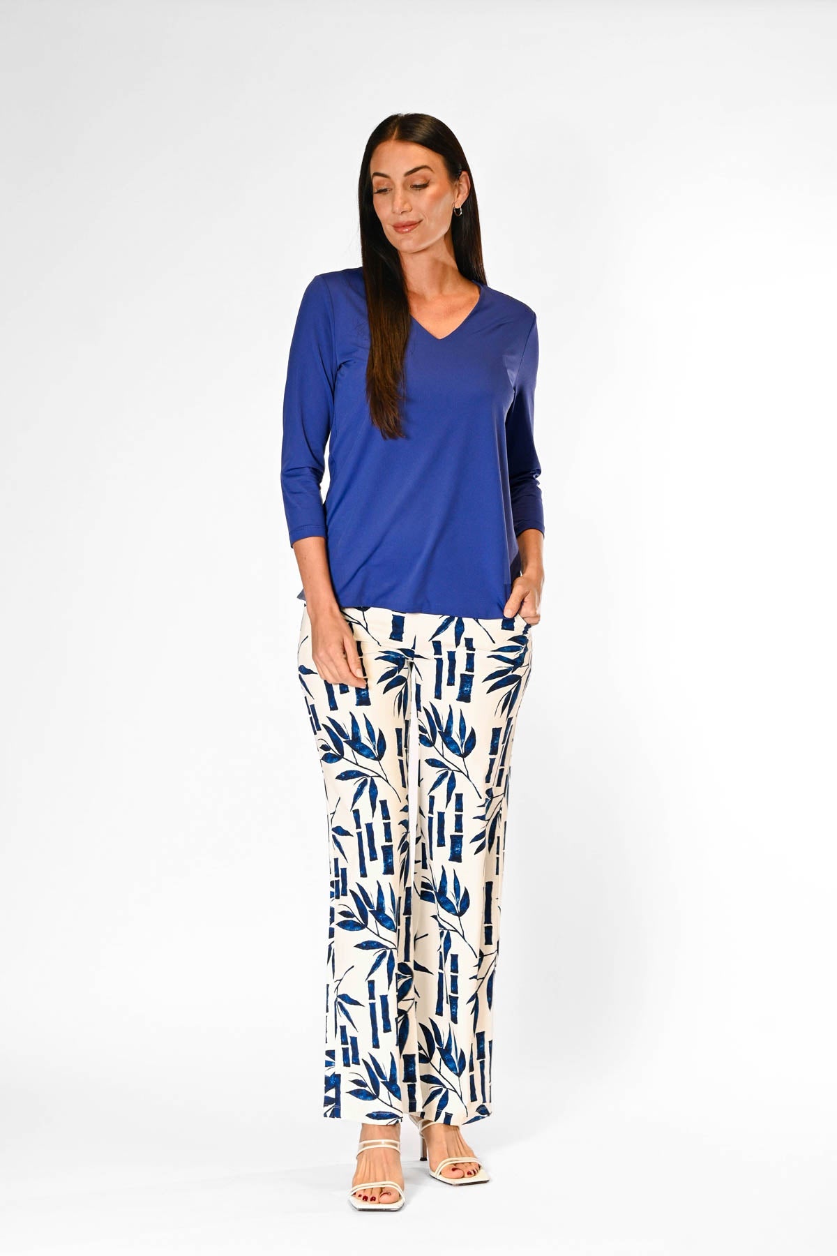 V-Neck Med Blue