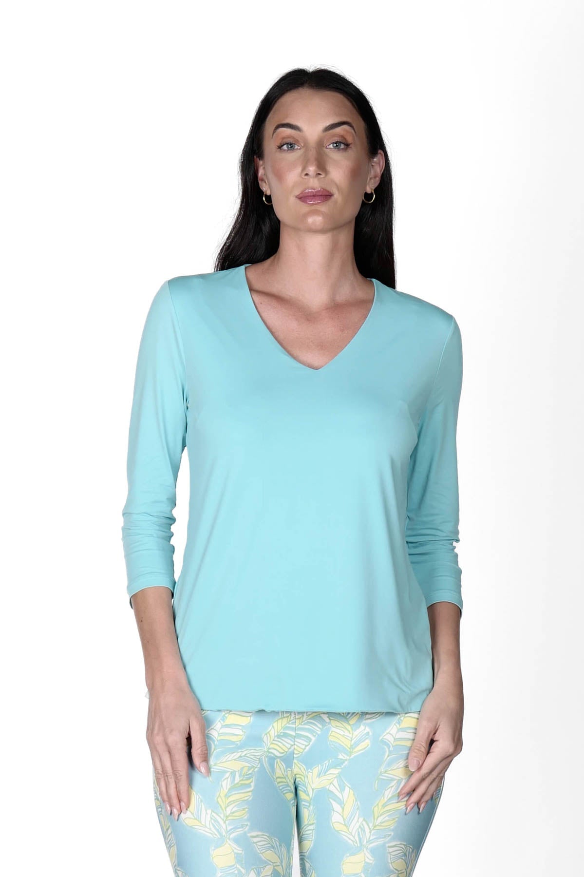 V-Neck Solid Top Fiji